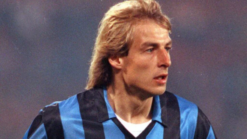 ユルゲン・クリンスマンのプレースタイル歴!黄金の隼と言われた伝説の